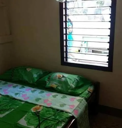 Guest house Spacious Near Masasa