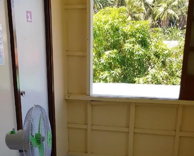 Spacious Near Masasa * Manila